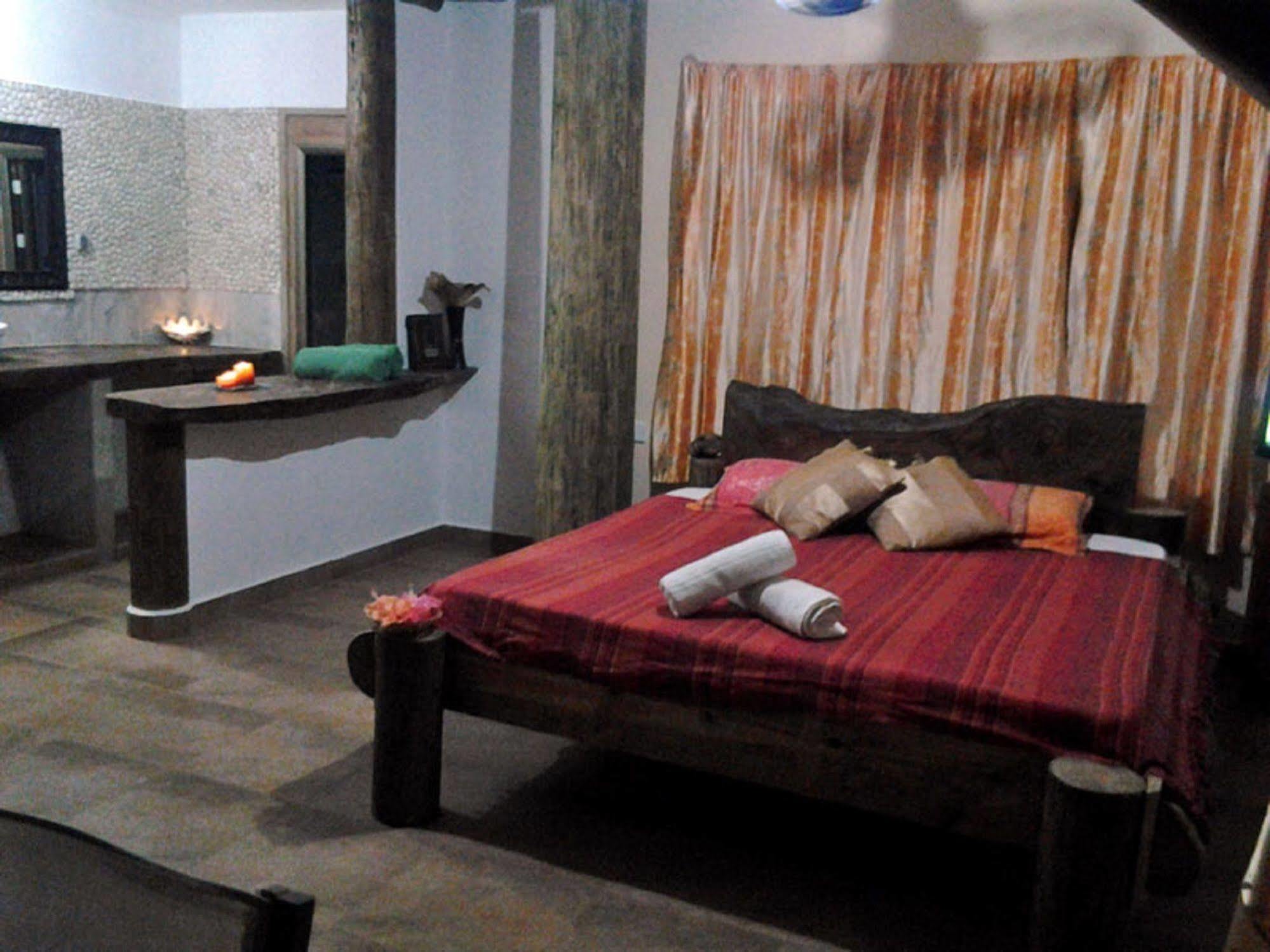 Kaz Ladouceur Bed and Breakfast La Digue Εξωτερικό φωτογραφία